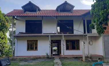 SE VENDE O PERMUTA FINCA  POR MENOR VALOR EN ARMERO GUAYABAL