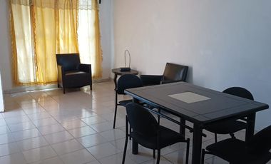 “CASA  EN RENTA, AMUEBLADA EN UN NIVEL 