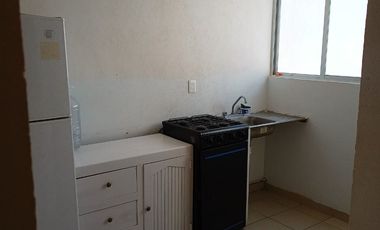 “CASA  EN RENTA, AMUEBLADA EN UN NIVEL 