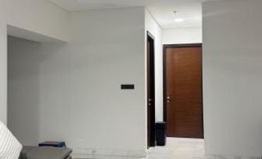 For rent The Peak Residence Sudirman 2+1 BR 159 sqm