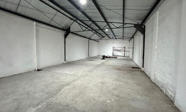 Bodega con oficinas en arriendo Concepción