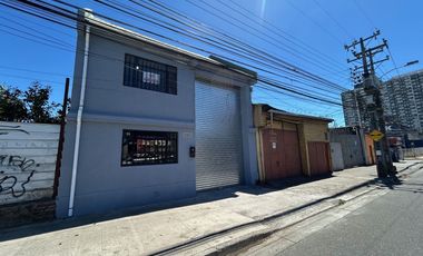 Bodega con oficinas en arriendo Concepción