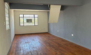 Bodega con oficinas en arriendo Concepción