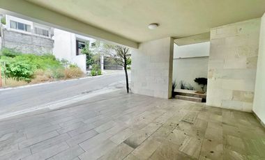 Casa en Venta en Colinas del Valle.