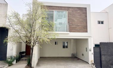 Casa en Venta en Colinas del Valle.