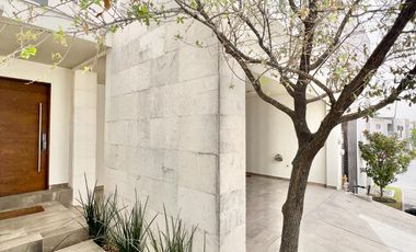 Casa en Venta en Colinas del Valle.