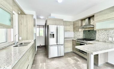 Casa en Venta en Colinas del Valle.