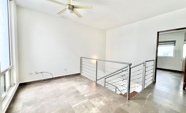 Casa en Venta en Colinas del Valle.