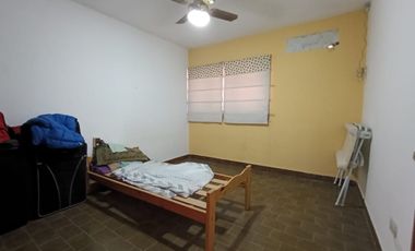 Amplia Casa En Venta Zona Almafuerte Y Juan Garrigo
