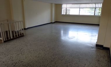 VENDO EXCELENTE LOCAL COMERCIAL VIA PRINCIPAL
