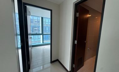 For Sale 2 Bedroom Rent to Own Condo in One Uptown BGC
