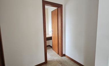 Cumbaya, Sector Colegio Menor, Moderna Casa, Conjunto Privado