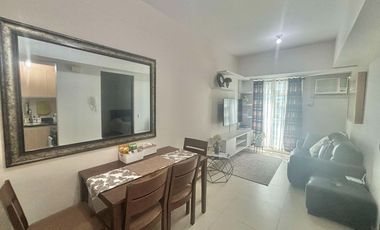 FOR RENT - Neat & Chic 1Bedroom in Solinea Tower 1 with Parking. Just across Ayala Mall-Cebu City.