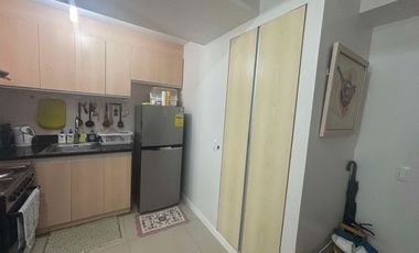 FOR RENT - Neat & Chic 1Bedroom in Solinea Tower 1 with Parking. Just across Ayala Mall-Cebu City.