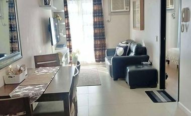 FOR RENT - Neat & Chic 1Bedroom in Solinea Tower 1 with Parking. Just across Ayala Mall-Cebu City.
