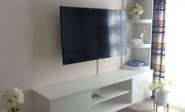 FOR RENT - Neat & Chic 1Bedroom in Solinea Tower 1 with Parking. Just across Ayala Mall-Cebu City.