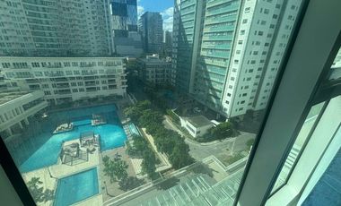 FOR RENT - Neat & Chic 1Bedroom in Solinea Tower 1 with Parking. Just across Ayala Mall-Cebu City.
