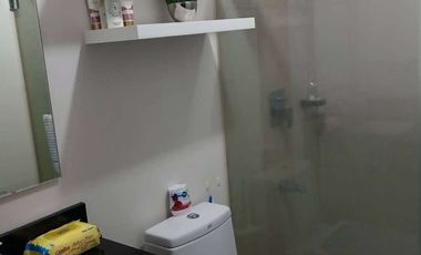 FOR RENT - Neat & Chic 1Bedroom in Solinea Tower 1 with Parking. Just across Ayala Mall-Cebu City.