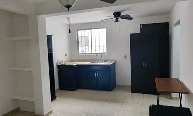 En Venta Casa de 2 Niveles, con remodelada en la Colonia Misión de Fundadores  , Apodaca, N.L
