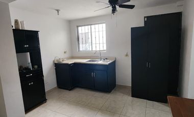 En Venta Casa de 2 Niveles, con remodelada en la Colonia Misión de Fundadores  , Apodaca, N.L