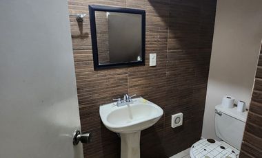 En Venta Casa de 2 Niveles, con remodelada en la Colonia Misión de Fundadores  , Apodaca, N.L