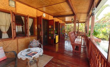 Vacation home for sale, 2-storey teak gold, in the village, near international school, only 500 meters.