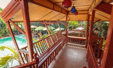 Vacation home for sale, 2-storey teak gold, in the village, near international school, only 500 meters.