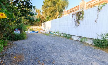 Vacation home for sale, 2-storey teak gold, in the village, near international school, only 500 meters.