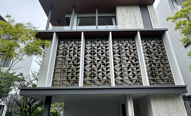 ขายบ้าน Artale asoke rama9 บ้านpool villa และลิฟท์ส่วนตัว มีหลายหลังให้เลือก