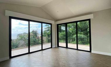 FOR SALE:  2 VILLAS WITH LAKE VIEW in Batangas
