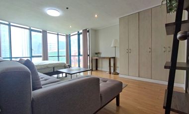 Astoria Plaza Hotel 113 sqm 2 bedroom furnished unit, 1 parking for rent