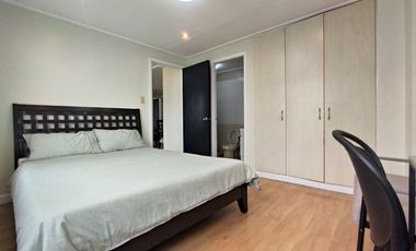 Astoria Plaza Hotel 113 sqm 2 bedroom furnished unit, 1 parking for rent