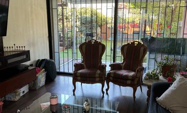 Departamento se vende Primer Piso Tomás Moooro, con Jardín , Piscina y quincho