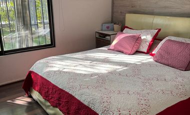 Departamento se vende Primer Piso Tomás Moooro, con Jardín , Piscina y quincho