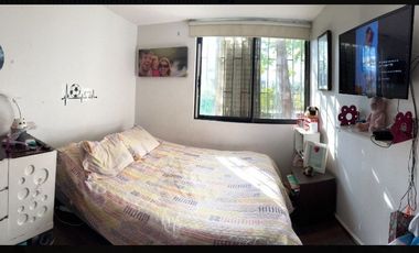 Departamento se vende Primer Piso Tomás Moooro, con Jardín , Piscina y quincho