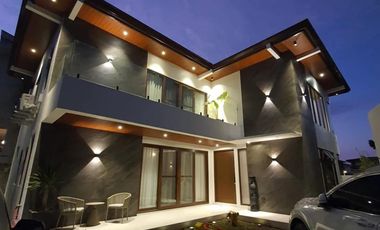 Luxury Living! Brand New House & Lot for Sale in Verdana Mamplasan, Laguna