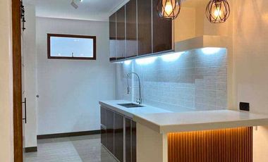 Townhouse for Sale in Binay st. Bangkal Makati City