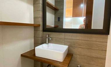 Townhouse for Sale in Binay st. Bangkal Makati City
