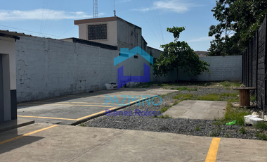 LOCAL EN RENTA IDEAL PARA LUBRICADORA, MECÁNICA O CUALQUIER TIPO DE TALLER