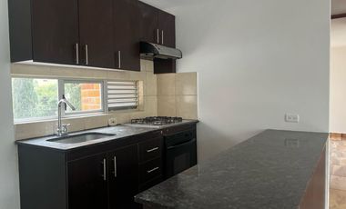 Apartamento en arriendo Loma Las Bruja, Envigado, Antioquia