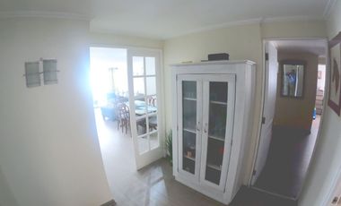 Oportunidad Unica: Hermoso depto. en Av Las Condes, a pasos de Av La Dehesa