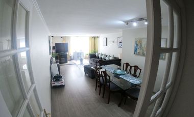 Oportunidad Unica: Hermoso depto. en Av Las Condes, a pasos de Av La Dehesa
