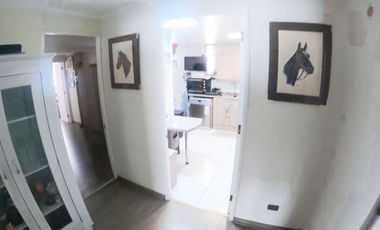 Oportunidad Unica: Hermoso depto. en Av Las Condes, a pasos de Av La Dehesa