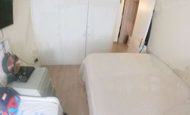 Oportunidad Unica: Hermoso depto. en Av Las Condes, a pasos de Av La Dehesa