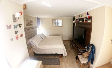 Oportunidad Unica: Hermoso depto. en Av Las Condes, a pasos de Av La Dehesa