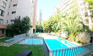 Oportunidad Unica: Hermoso depto. en Av Las Condes, a pasos de Av La Dehesa