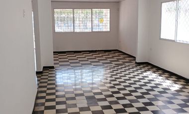 CASA EN BELLAVISTA ARRIENDO