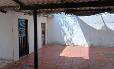 CASA EN BELLAVISTA ARRIENDO