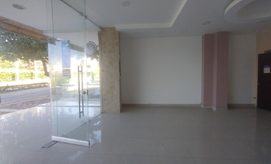 Local en arriendo en Villa Santos.