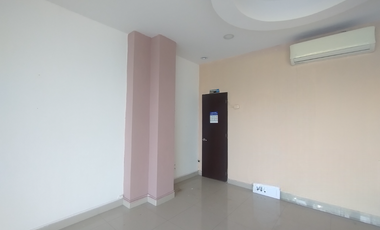 Local en arriendo en Villa Santos.